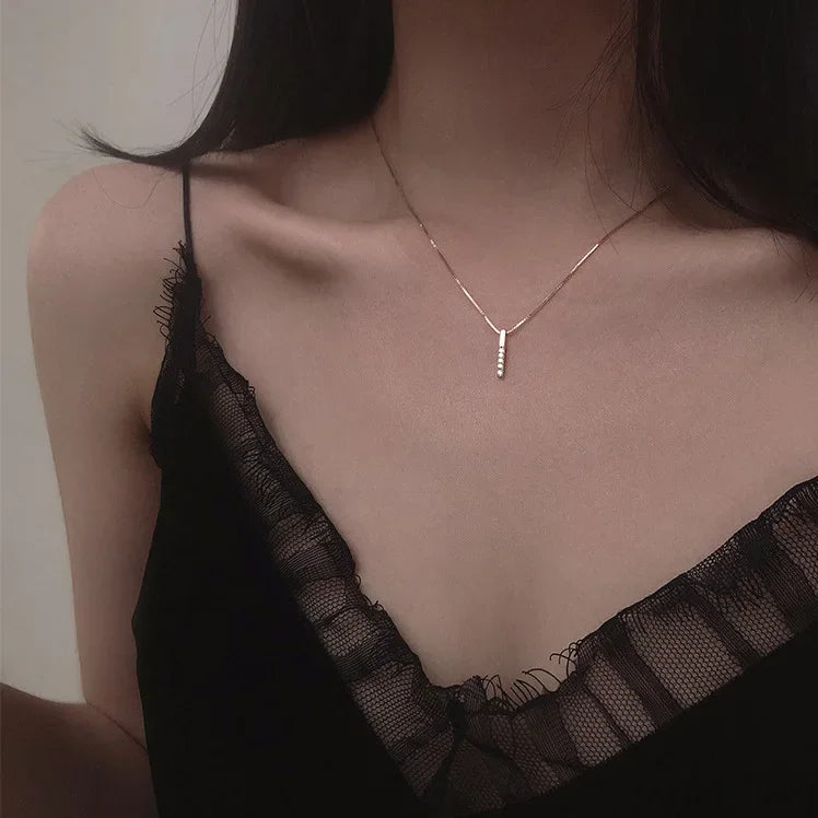 Angel Wings Heart Shape Pendant Necklaces Silver Color 5A Cubic Zirconia Minimalist Style Clavicle Chain Women and Girl Jewelry