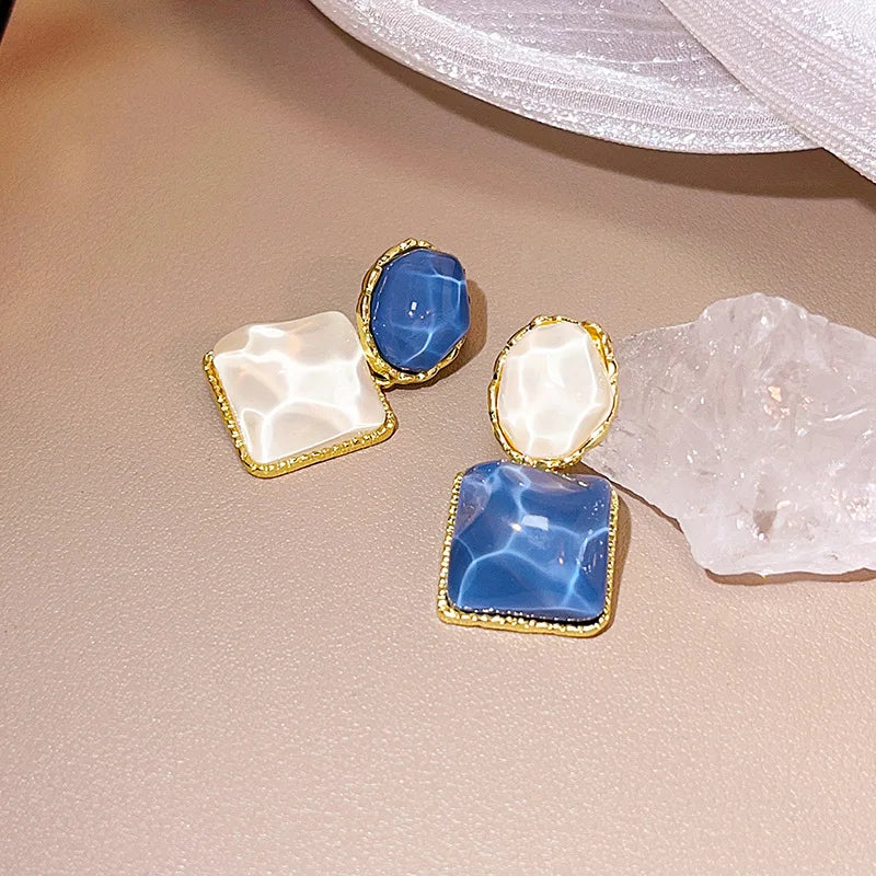 LATS Asymmetry Water Ripple Square Dangle Earrings for Women New Unique Design Light Luxury Earring Fashion Jewelry Accessories