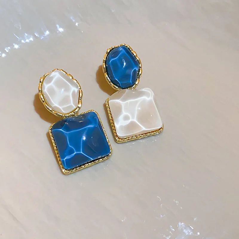 LATS Asymmetry Water Ripple Square Dangle Earrings for Women New Unique Design Light Luxury Earring Fashion Jewelry Accessories