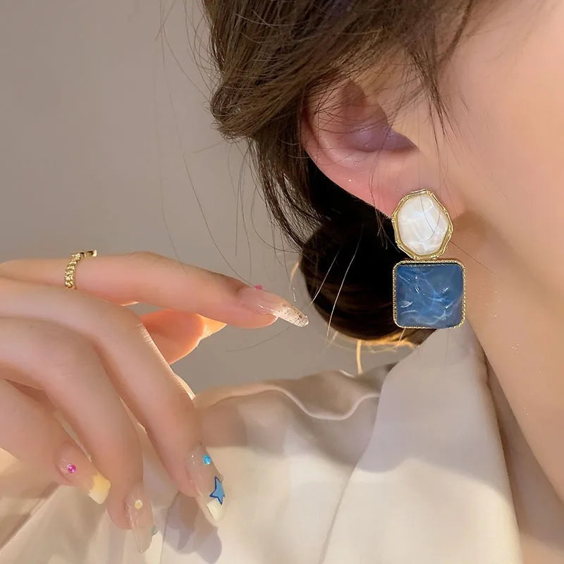 LATS Asymmetry Water Ripple Square Dangle Earrings for Women New Unique Design Light Luxury Earring Fashion Jewelry Accessories