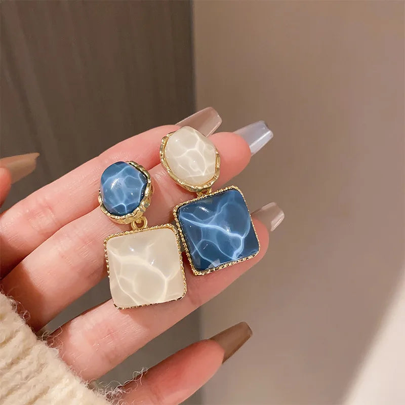 LATS Asymmetry Water Ripple Square Dangle Earrings for Women New Unique Design Light Luxury Earring Fashion Jewelry Accessories