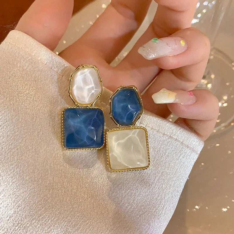 LATS Asymmetry Water Ripple Square Dangle Earrings for Women New Unique Design Light Luxury Earring Fashion Jewelry Accessories