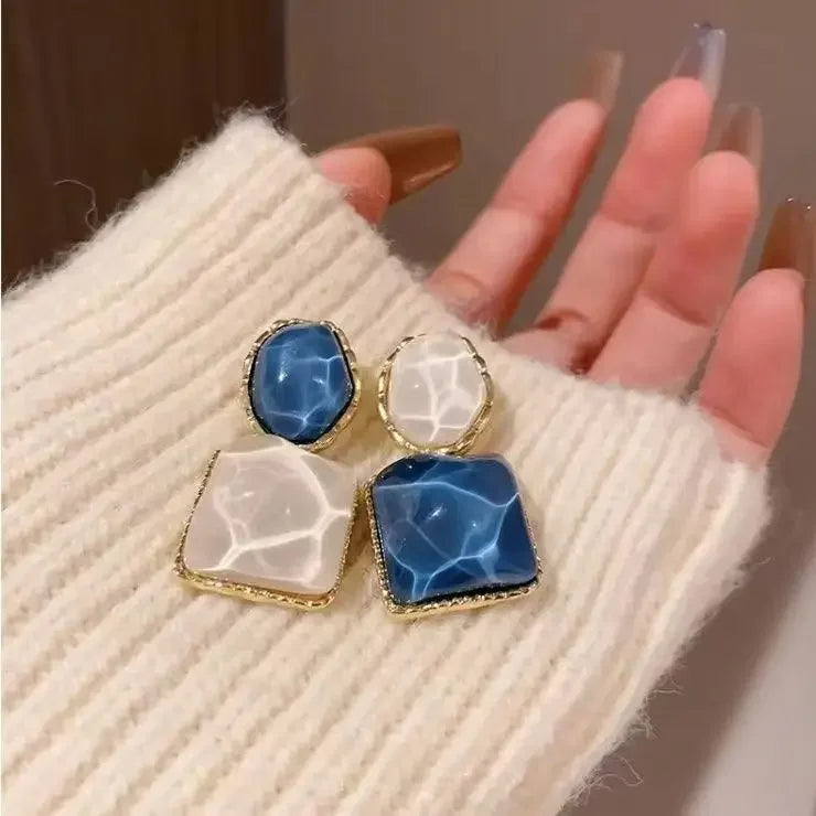 LATS Asymmetry Water Ripple Square Dangle Earrings for Women New Unique Design Light Luxury Earring Fashion Jewelry Accessories