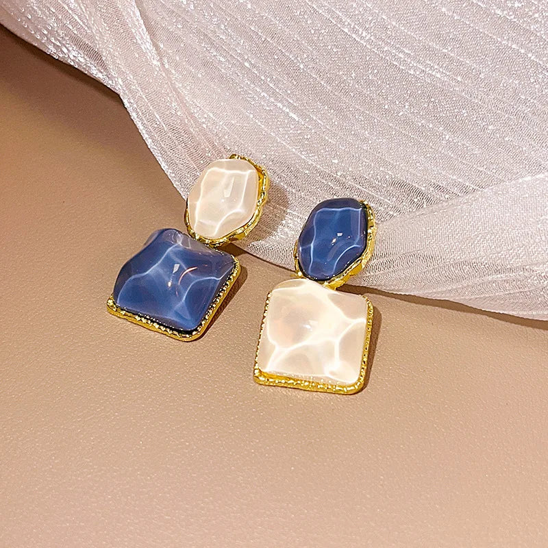 LATS Asymmetry Water Ripple Square Dangle Earrings for Women New Unique Design Light Luxury Earring Fashion Jewelry Accessories